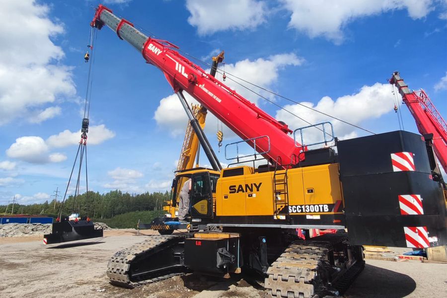 Кран гусеничный SANY SCC1300TB с телескопической стрелой