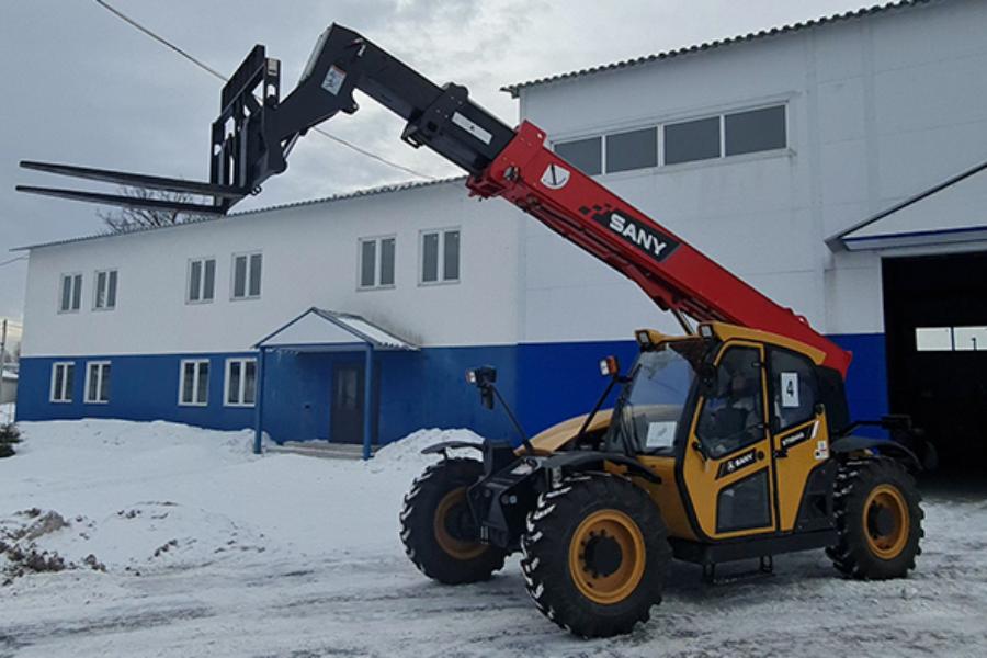 Телескопический погрузчик SANY STH844A